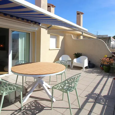 Maritim Ii 2 At.1 - Moderno, Agradable Y Muy Bien Equipado Situado En 1ª Linea De Mar - Es-228-82 Apartment *