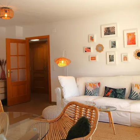 Apartment Maritim Ii 2 At.1 - Moderno, Agradable Y Muy Bien Equipado Situado En 1ª Linea De Mar - Es-228-82 Llanca