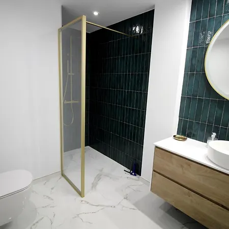 Maritim Ii 2 At.1 - Moderno, Agradable Y Muy Bien Equipado Situado En 1ª Linea De Mar - Es-228-82 Apartment