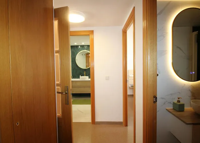 Appartement Moderno Frente Al Mar Con Aire Acondicionado En - Es-228-82 *